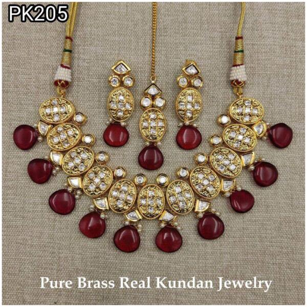 pure kundan jewellery set