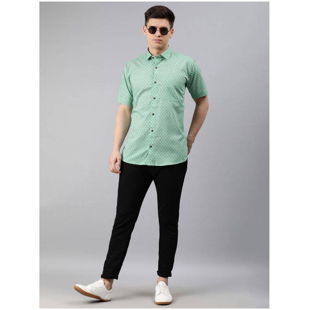 Men Green & White Regular Fit Printed Casual Shirt