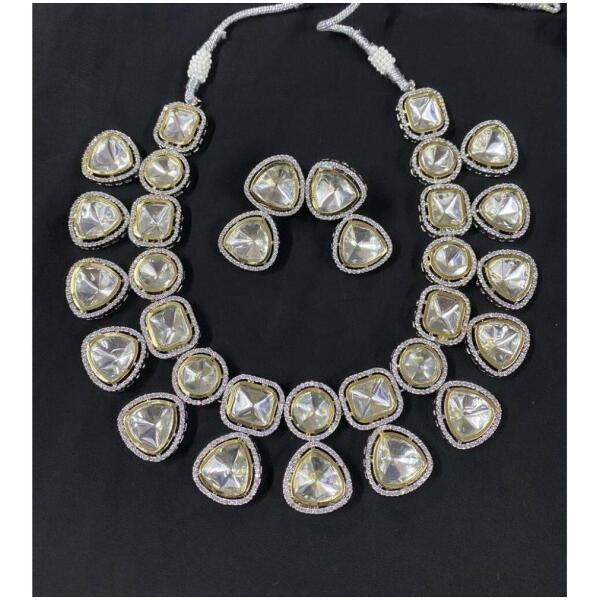 Pure brass real kundan necklace set with earrings from Virtual Kart's premium collection