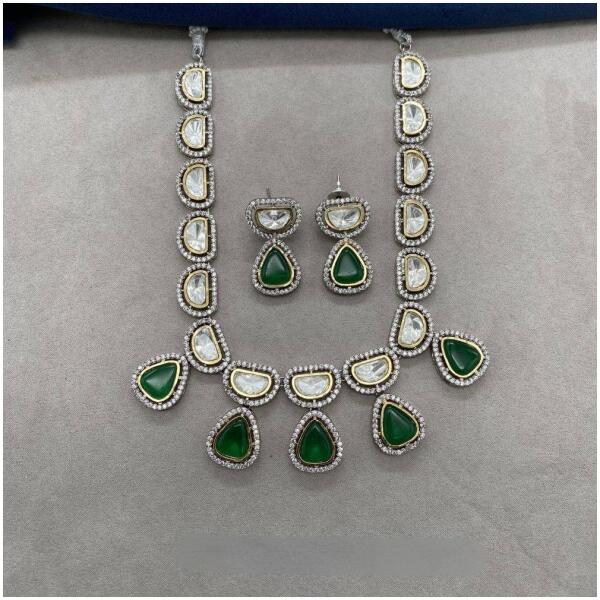 Pure brass real kundan necklace set with earrings from Virtual Kart's premium collection green color