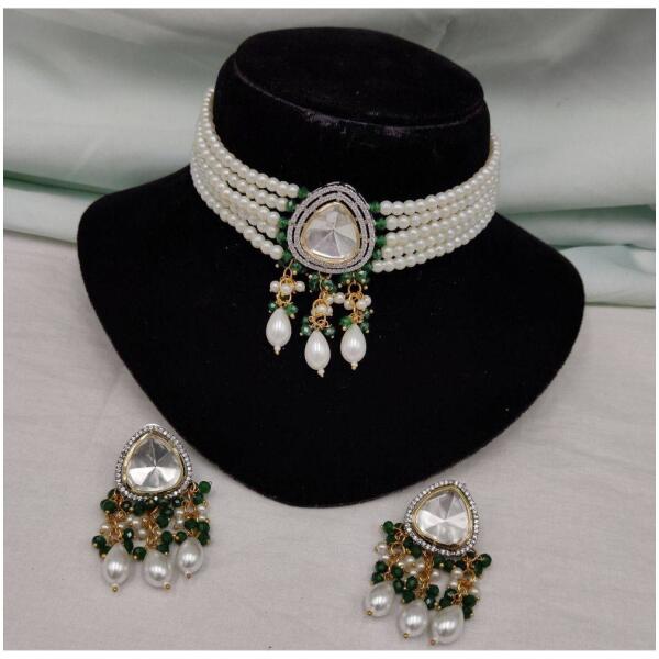 Pure brass real choker set with earrings in green color